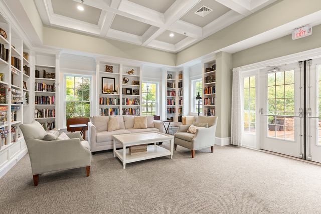 33 Hastings 33, Hudson, MA 01749