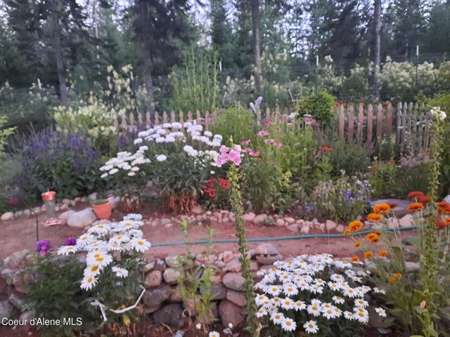 16232 E 1ST ST, Bayview, ID 83803