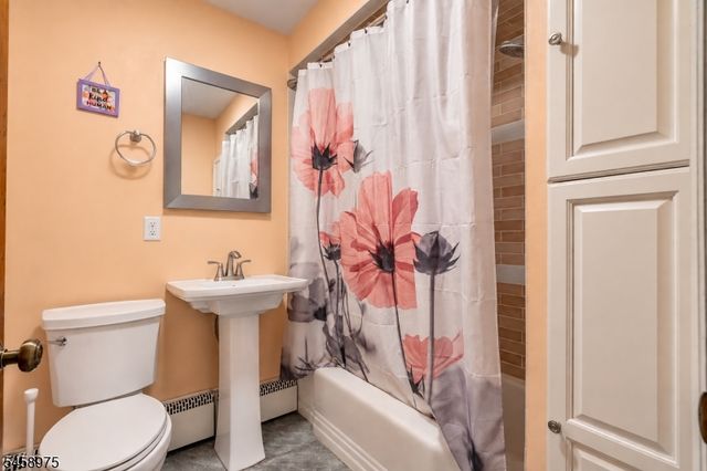 281 E Asbury Anderson Rd, Washington Twp., NJ 07882
