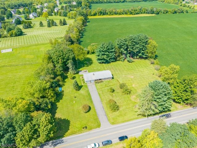 281 E Asbury Anderson Rd, Washington Twp., NJ 07882