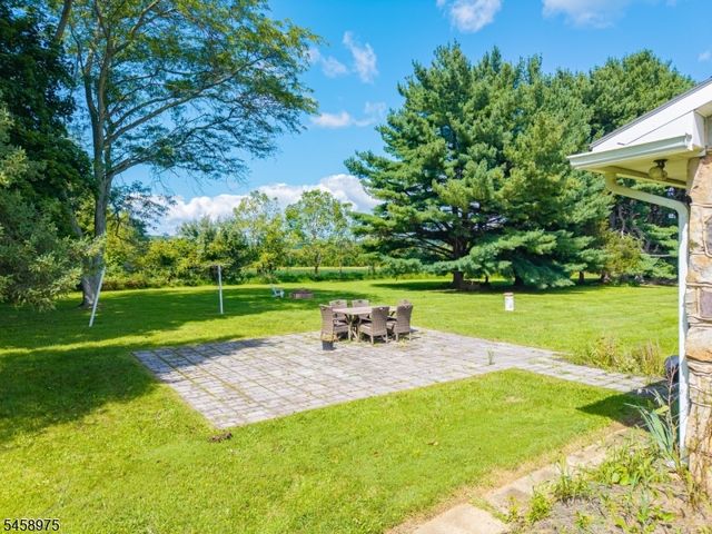 281 E Asbury Anderson Rd, Washington Twp., NJ 07882