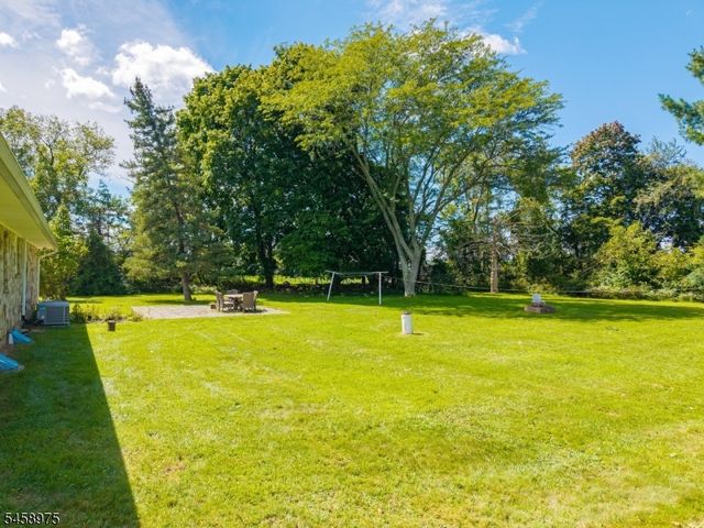 281 E Asbury Anderson Rd, Washington Twp., NJ 07882