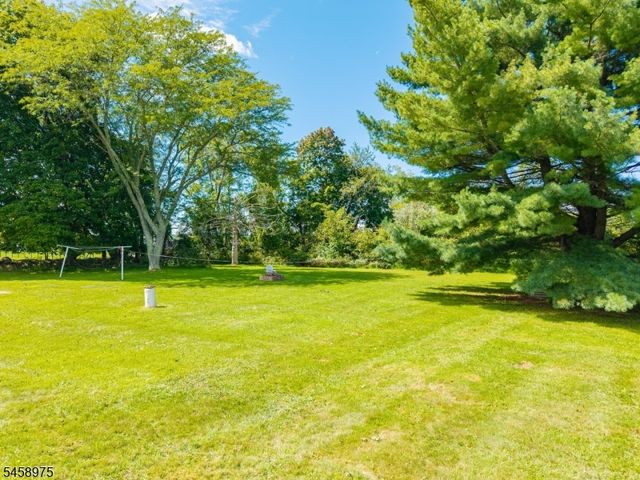 281 E Asbury Anderson Rd, Washington Twp., NJ 07882