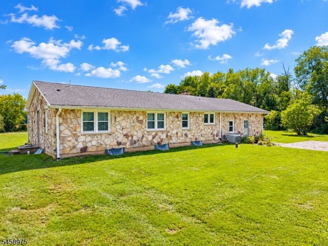 281 E Asbury Anderson Rd, Washington Twp., NJ 07882