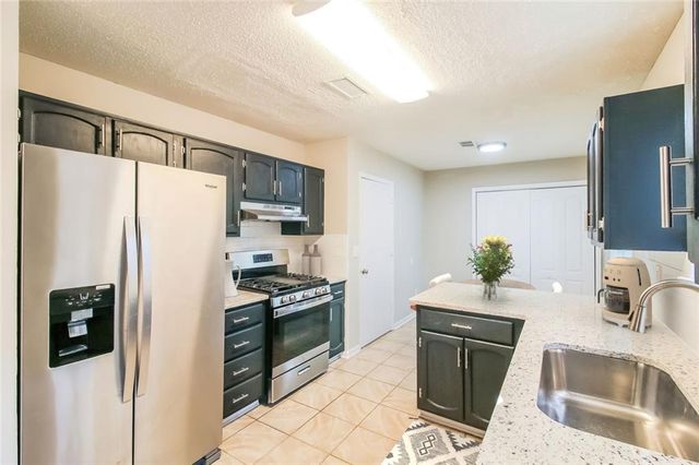 1050 Chapman Circle, Stone Mountain, GA 30088