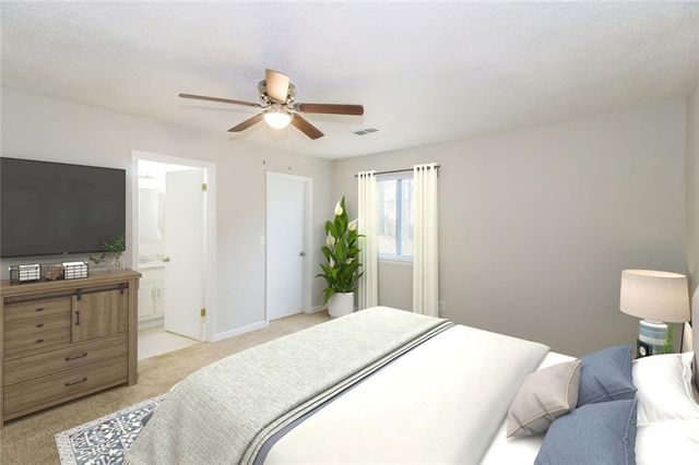 1050 Chapman Circle, Stone Mountain, GA 30088