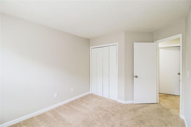 1050 Chapman Circle, Stone Mountain, GA 30088