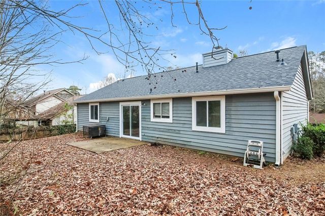 1050 Chapman Circle, Stone Mountain, GA 30088