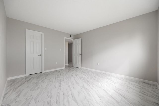 3225 E Riverside DR 51E, Fort Myers, FL 33916