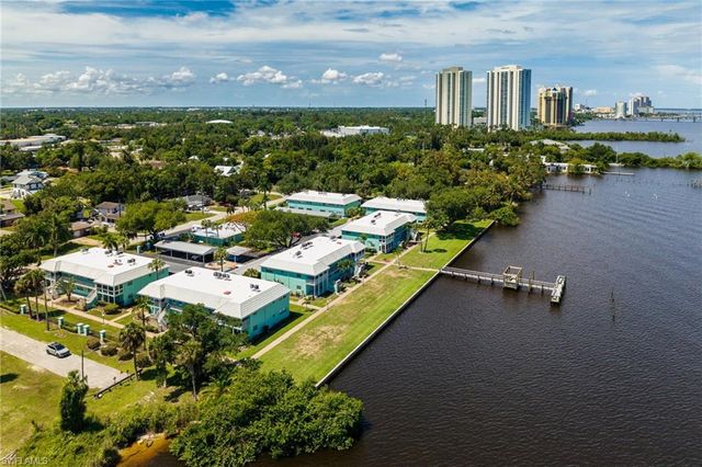 3225 E Riverside DR 51E, Fort Myers, FL 33916