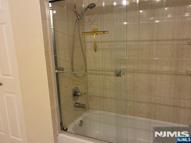 100 Old Palisade Road 1505, Fort Lee, NJ 07024