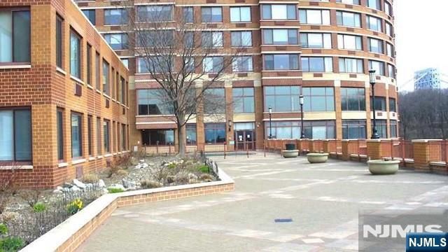 100 Old Palisade Road 1505, Fort Lee, NJ 07024