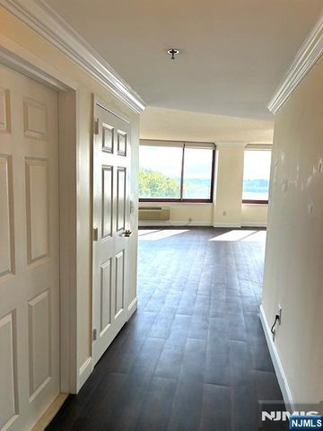 100 Old Palisade Road 1505, Fort Lee, NJ 07024
