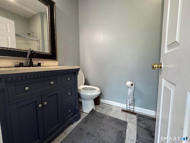 987 Silver Lane, East Hartford, CT 06118