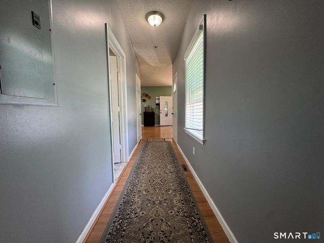 987 Silver Lane, East Hartford, CT 06118