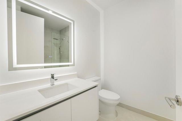 220 Lake Shore Drive 704, Lake Park, FL 33403