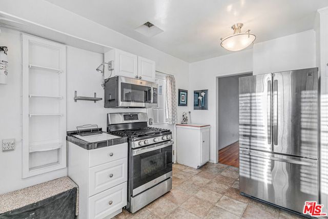 1352 Ocean Park Boulevard D, Santa Monica, CA 90405