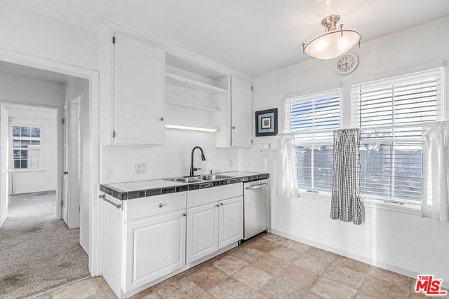 1352 Ocean Park Boulevard D, Santa Monica, CA 90405