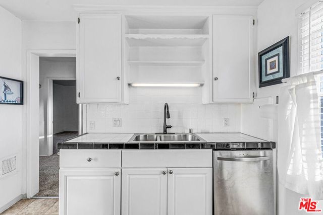 1352 Ocean Park Boulevard D, Santa Monica, CA 90405