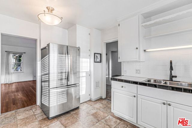 1352 Ocean Park Boulevard D, Santa Monica, CA 90405