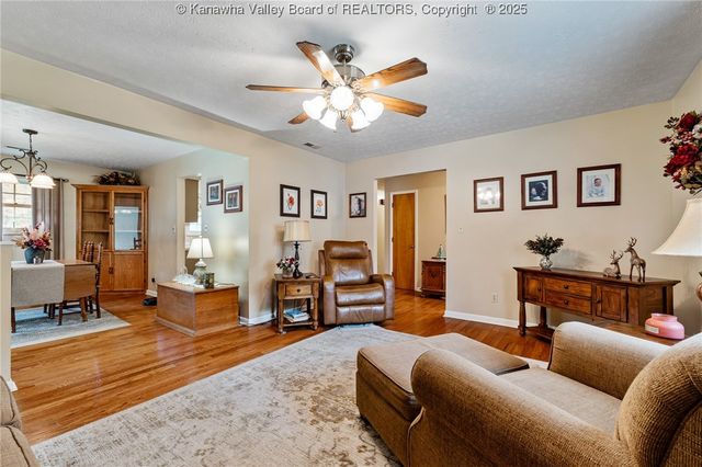 2003 Martins Branch Road, Charleston, WV 25312