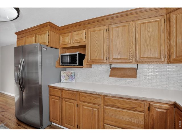 582 Highland Dr, Longmont, CO 80504