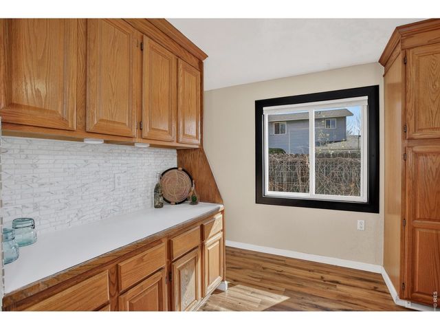 582 Highland Dr, Longmont, CO 80504