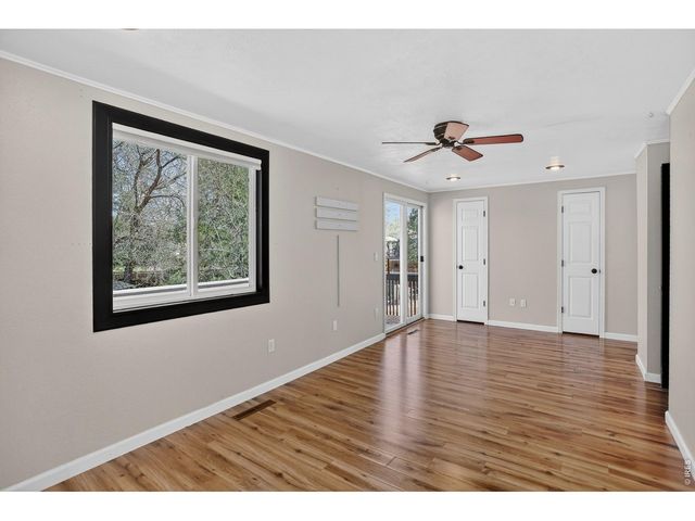 582 Highland Dr, Longmont, CO 80504