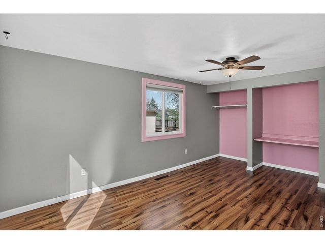 582 Highland Dr, Longmont, CO 80504