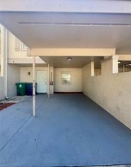 5266 TENNIS COURT CIRCLE, Tampa, FL 33617