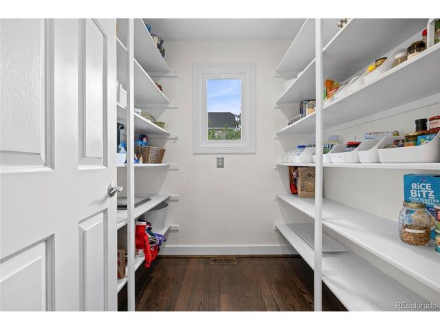 7170 S Espana Way, Centennial, CO 80016