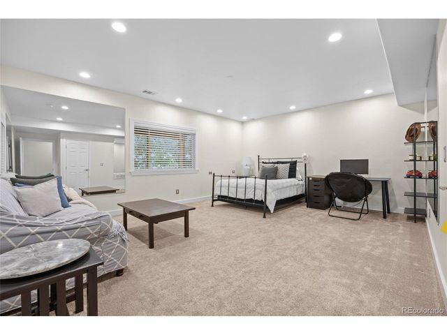 7170 S Espana Way, Centennial, CO 80016