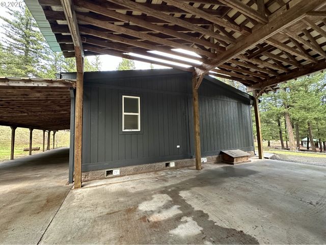 35 THOMPSON, Goldendale, WA 98620