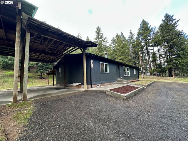 35 THOMPSON, Goldendale, WA 98620