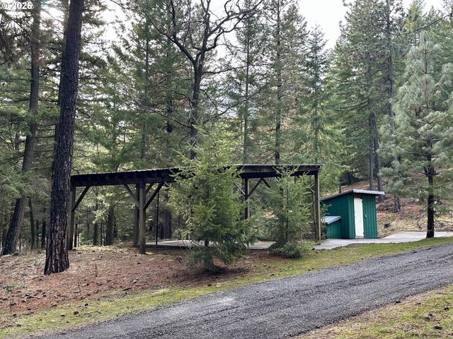 35 THOMPSON, Goldendale, WA 98620