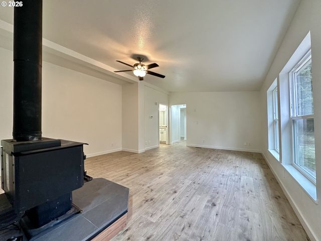 35 THOMPSON, Goldendale, WA 98620