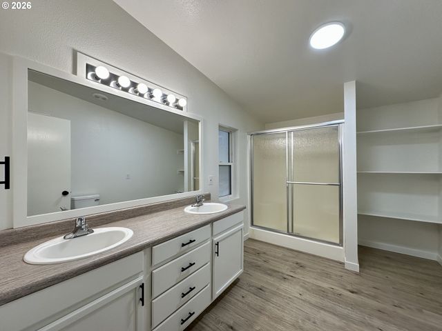 35 THOMPSON, Goldendale, WA 98620