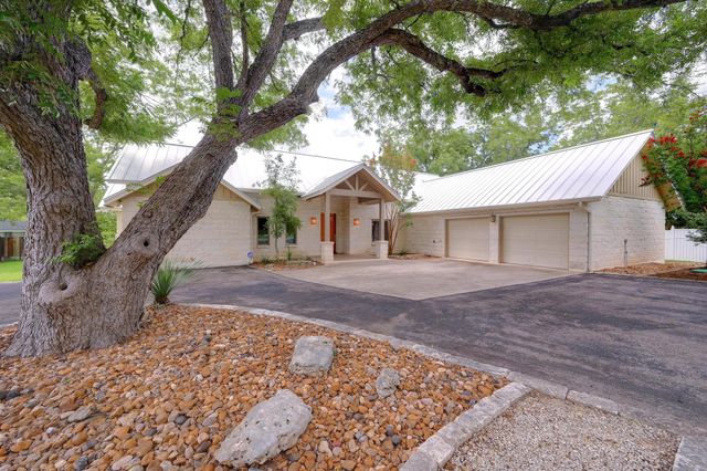 1440 Flite Acres RD, Wimberley, TX 78676