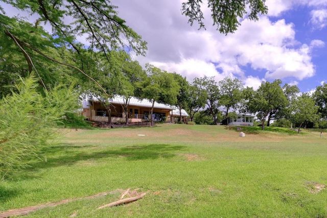 1440 Flite Acres RD, Wimberley, TX 78676