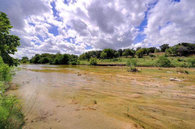 1440 Flite Acres RD, Wimberley, TX 78676