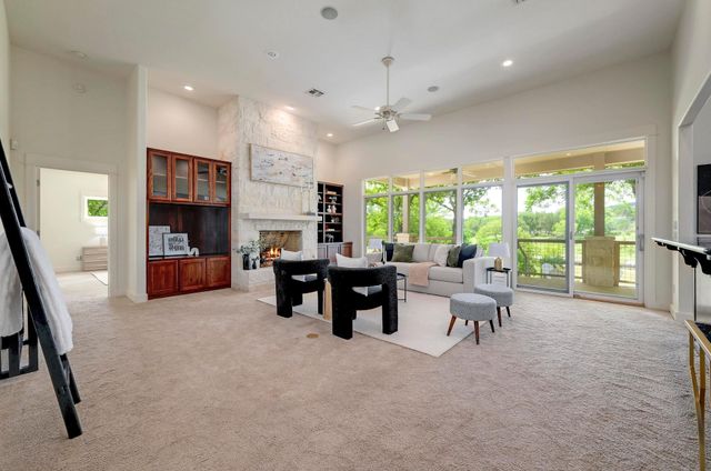 1440 Flite Acres RD, Wimberley, TX 78676