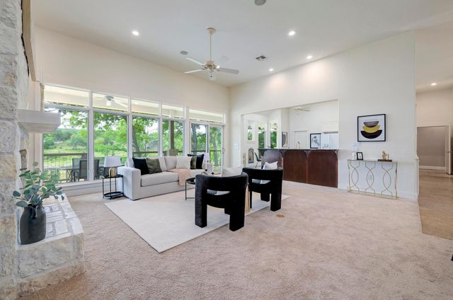 1440 Flite Acres RD, Wimberley, TX 78676