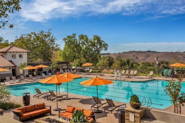 27 Acorn Ridge, Rancho Santa Margarita, CA 92688