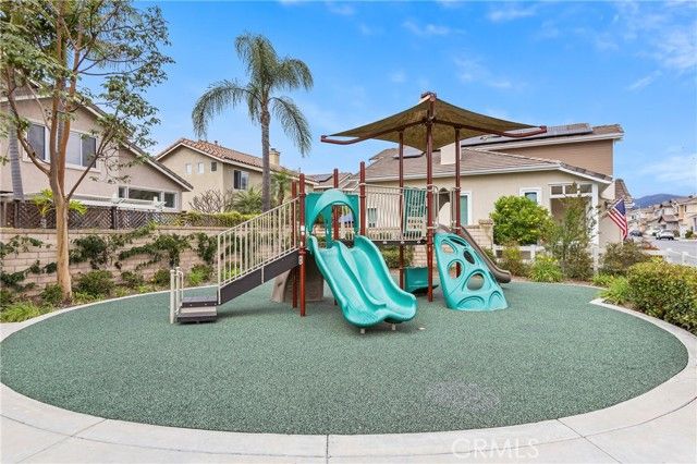 27 Acorn Ridge, Rancho Santa Margarita, CA 92688