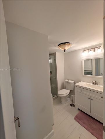 8460 Casa Del Lago H, Boca Raton, FL 33433