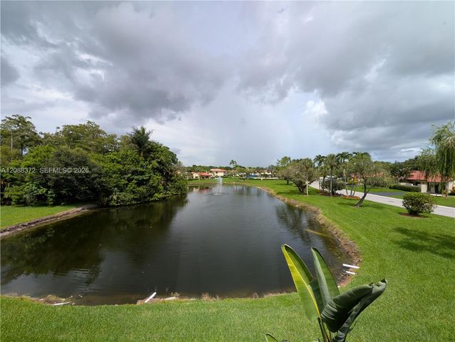 8460 Casa Del Lago H, Boca Raton, FL 33433