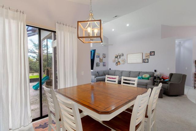 10122 Lexington Circle N, Boynton Beach, FL 33436