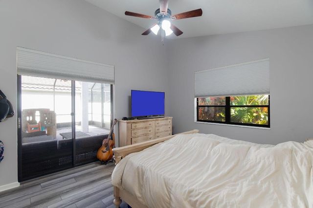 10122 Lexington Circle N, Boynton Beach, FL 33436