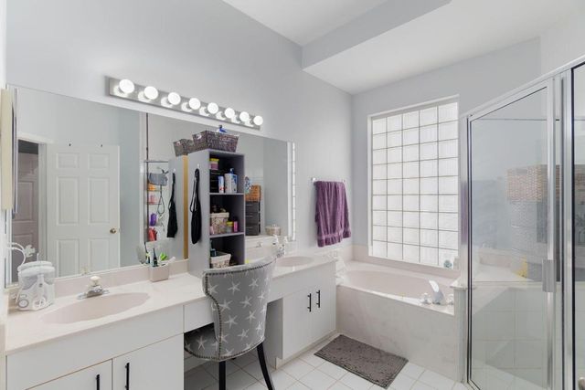 10122 Lexington Circle N, Boynton Beach, FL 33436