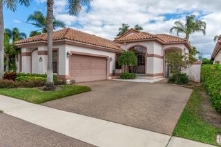 10122 Lexington Circle N, Boynton Beach, FL 33436